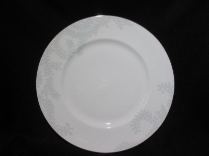 Vera Wang Trailing Vine Dinner Plate